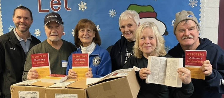 garden-city-kiwanis-dictionary-donation